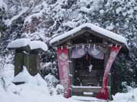 tokeiji-kita-kamakura-sub-shrine-snow.jpg