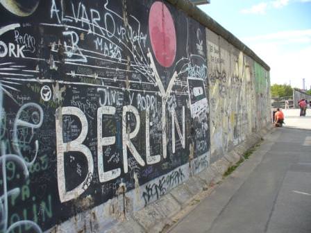 awww.athina984.gr_files_news_images_10136070_the_berlin_wall_0.jpg