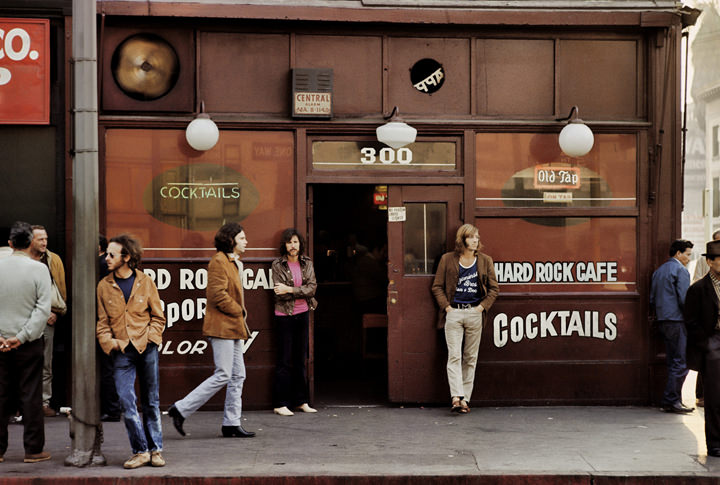 atheselvedgeyard.files.wordpress.com_2011_03_hard_rock_cafe_1969_the_doors.jpg