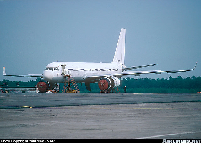 acdn_www.airliners.net_aviation_photos_middle_9_6_7_0441769.jpg