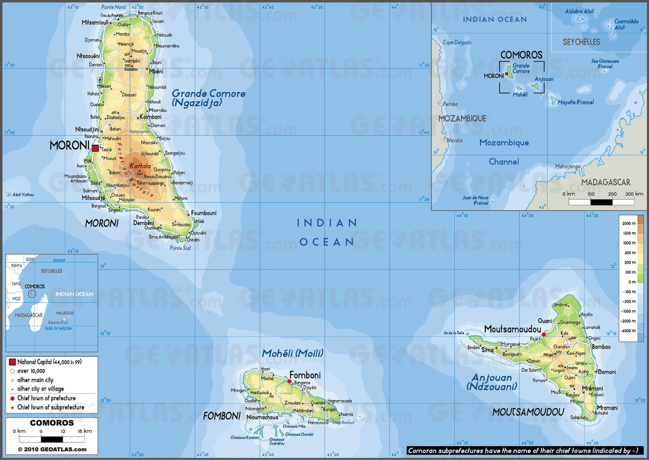 awww.geoatlas.com_medias_maps_countries_comoros_co431s11_comoros_phy.jpg