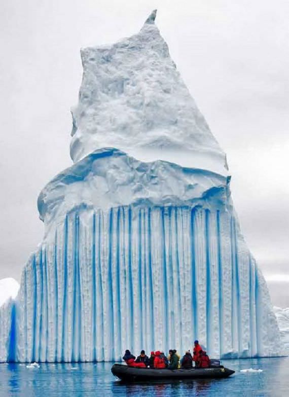 a2.bp.blogspot.com__k3L1vk3Rxls_TrUAXNkP_4I_AAAAAAAAcHw_0uwIn5yC_h8_s1600_mesmerizing_icebergs26.jpg