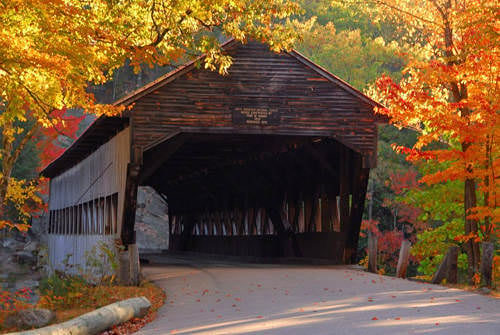 a0.tqn.com_d_gonewengland_1_0_z_x_albany_covered_bridge_fall.jpg