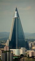 300px-Ryugyong_Hotel_-_August_27__2011__Cropped_.jpeg