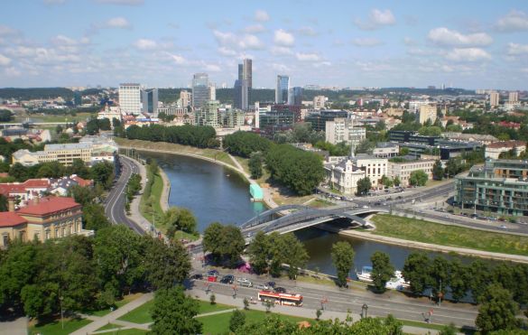 5094-p-08-09-Vilnius_river.jpg