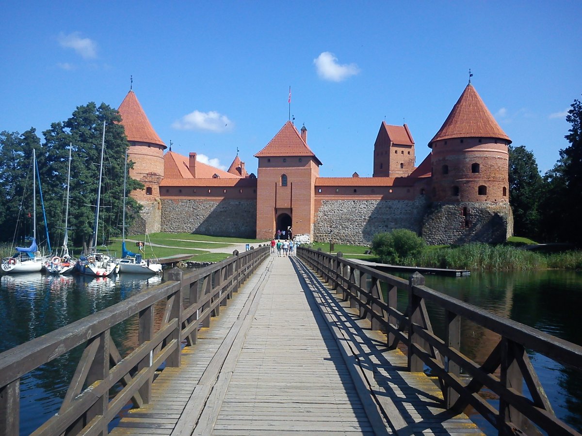 Trakai Castle, Lithuania 04.jpg