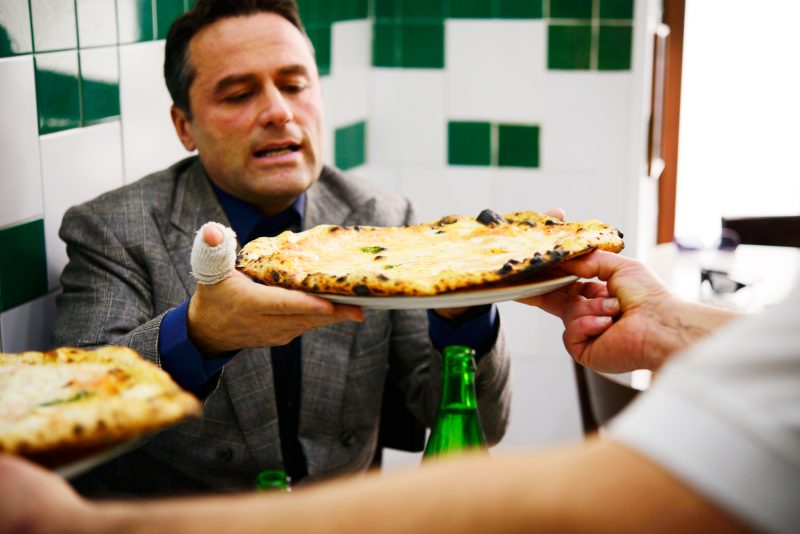 pizzeria-da-michele-napoli-alessandro-condurro-800x534.jpg