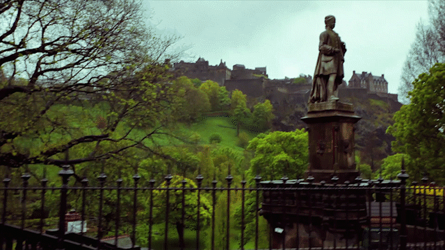 Edinburgh castle.gif