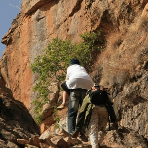 Τραβώντας την ανηφόρα με την τραυματία στη πλάτη
Xώρα των Dogon (UNESCO)