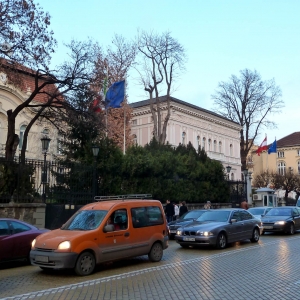 Πρεσβείας της Ιταλίας & Πρεσβεία της Αυστρίας