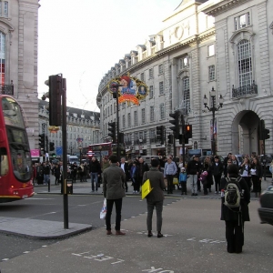 Piccadilly Circus - αρχή της Regent Str.