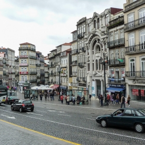 Praça Almeida Garrett, S. Bento -Porto