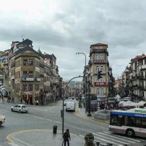 Praça Almeida Garrett, S. Bento -Porto