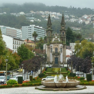 Largo da Republica do Brasil, Igreja de Nossa Senhora da Consola