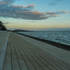 Avenida Ribeira das Naus