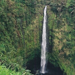 Akaka Fall