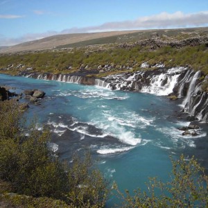 Οι πηγές Hraunfossar