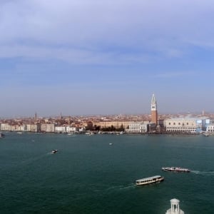 Η θέα από το καμπαναριό..Basilica Di San Giorgio Maggiore