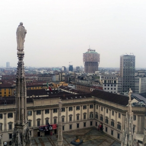 Θέα της πόλης απ' το Duomo