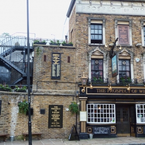 The Prospect of Whitby - Wapping