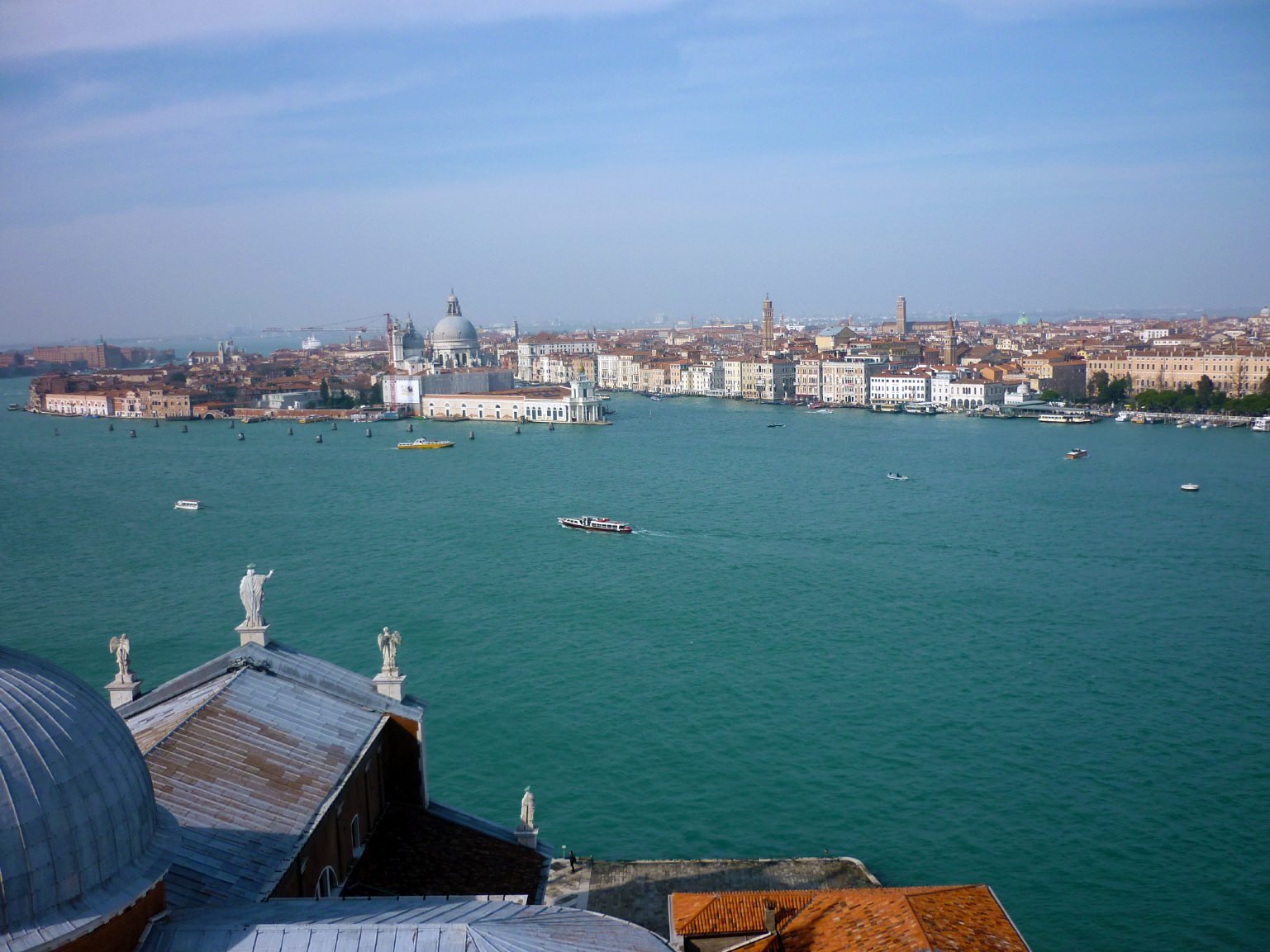 Η θέα από το καμπαναριό..Basilica Di San Giorgio Maggiore