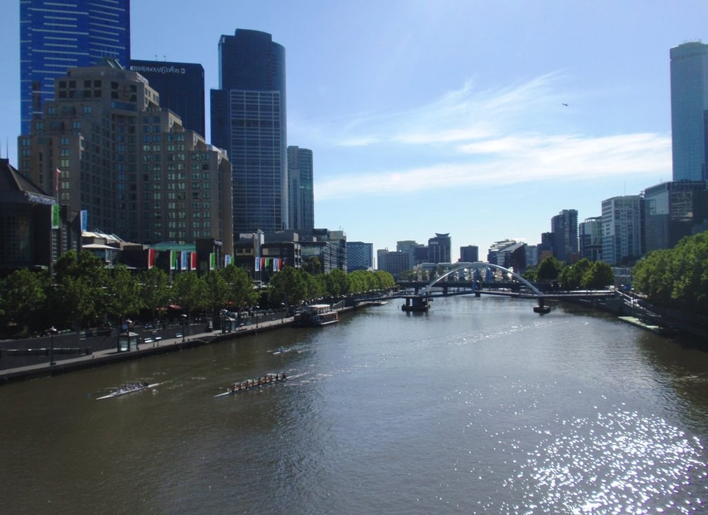 Μελβούρνη. Yarra city river.