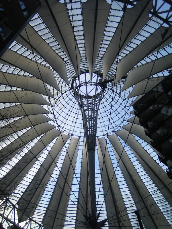 Ο θόλος του Sony Center