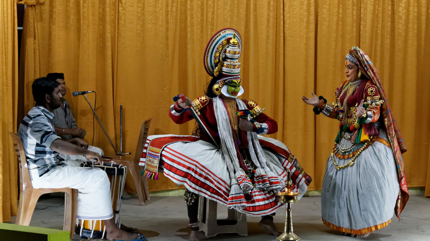 Παράσταση Katakali. Munnar, Kerala