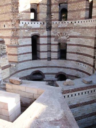 Στον περίβολο του Coptic Museum