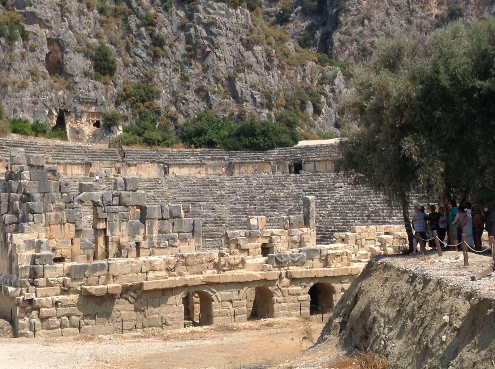 Το αρχαίο θέατρο στα Μύρα της Λυκίας