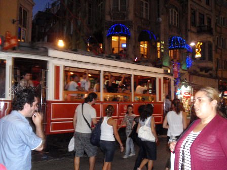 Το τραμ στην Istiklal