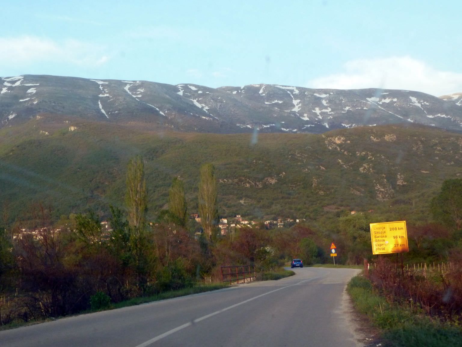 προς την πόλη της Οχρίδας