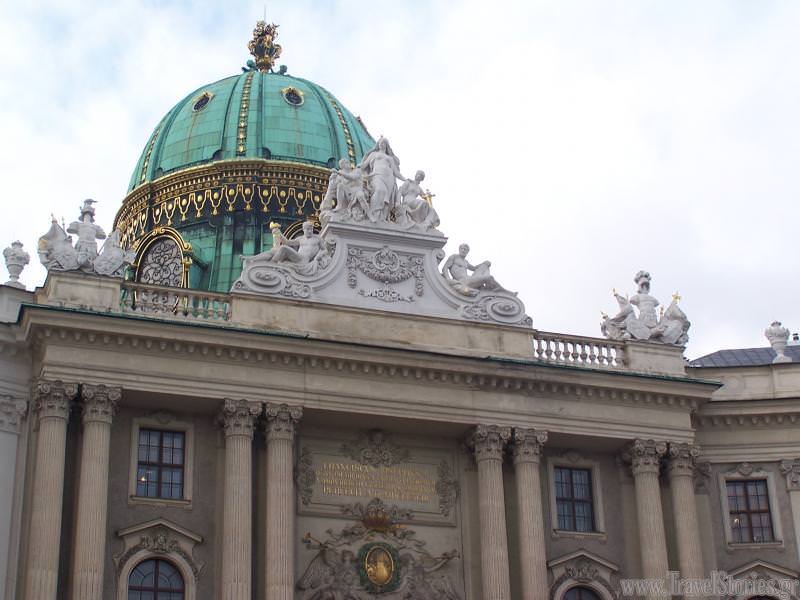 πύλη Michaeler μπροστά από το Hofburg palace