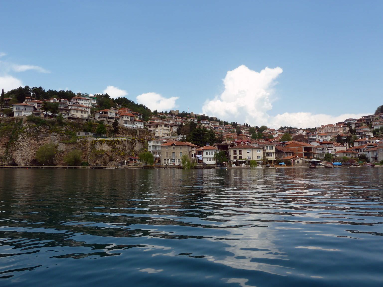 στην λίμνη Οχρίδα..άποψη της παλιάς πόλης