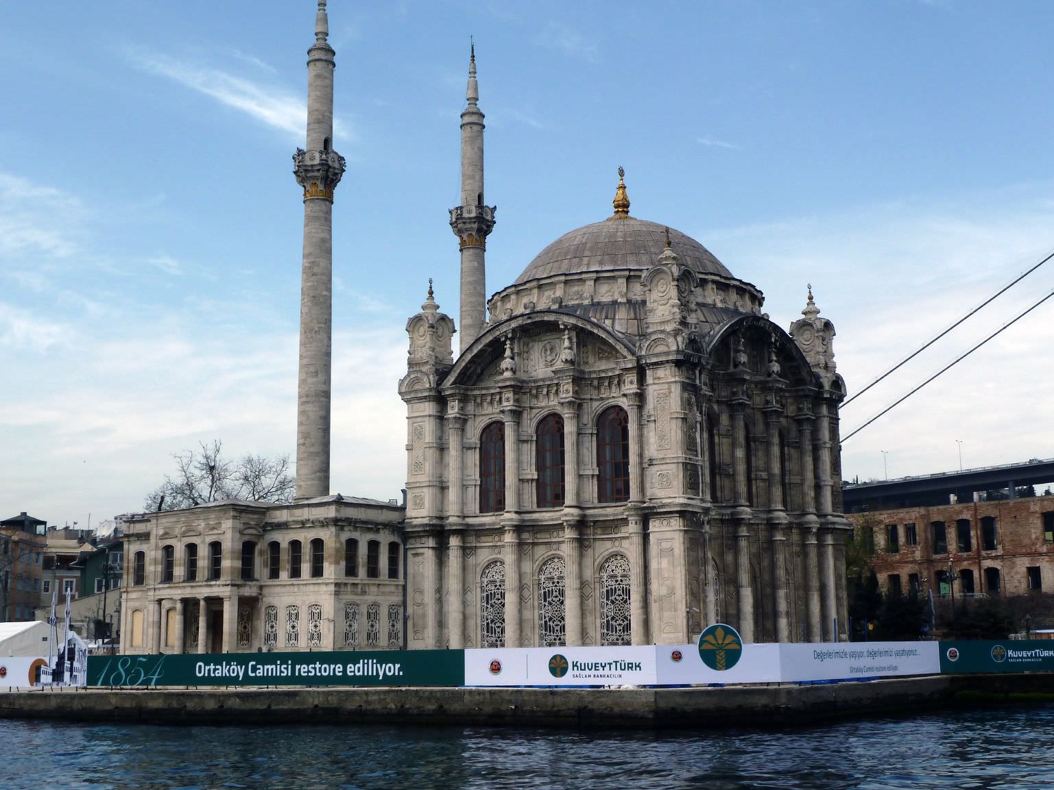 το τζαμί στο Ortakoy