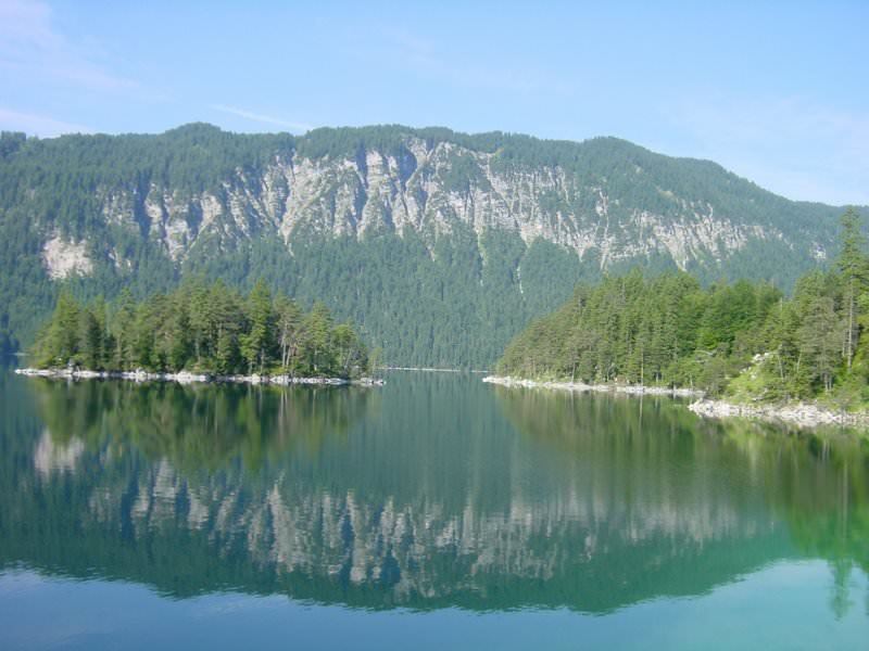 005 The biggest and nicest island of the lake Eibsee with a look to the wes