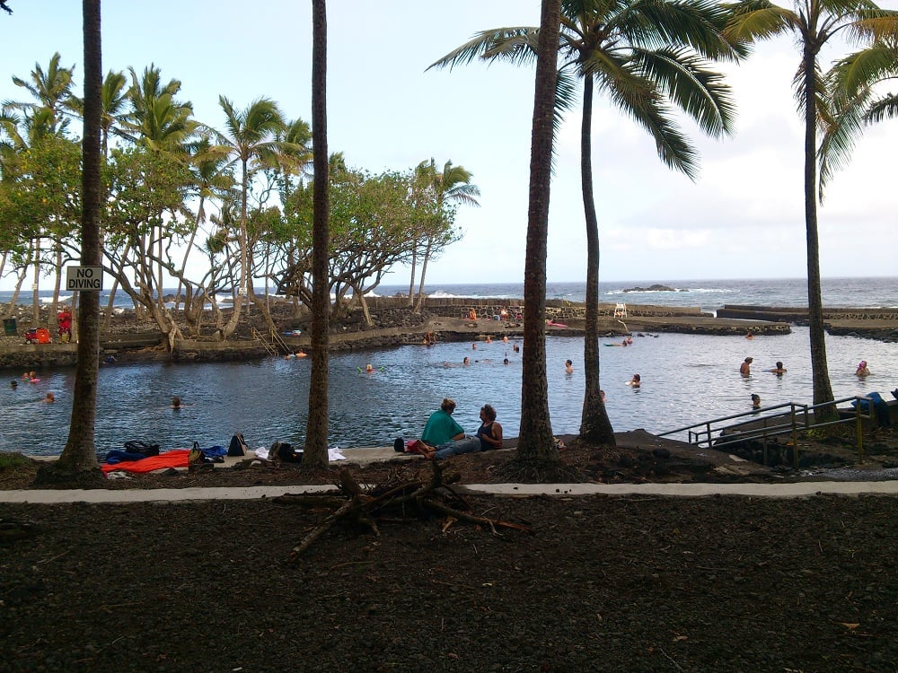 Ahalanui Beach Park