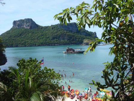 ang thong national marine park Mae Koh island