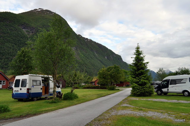 B&#248;yabreen Glacier