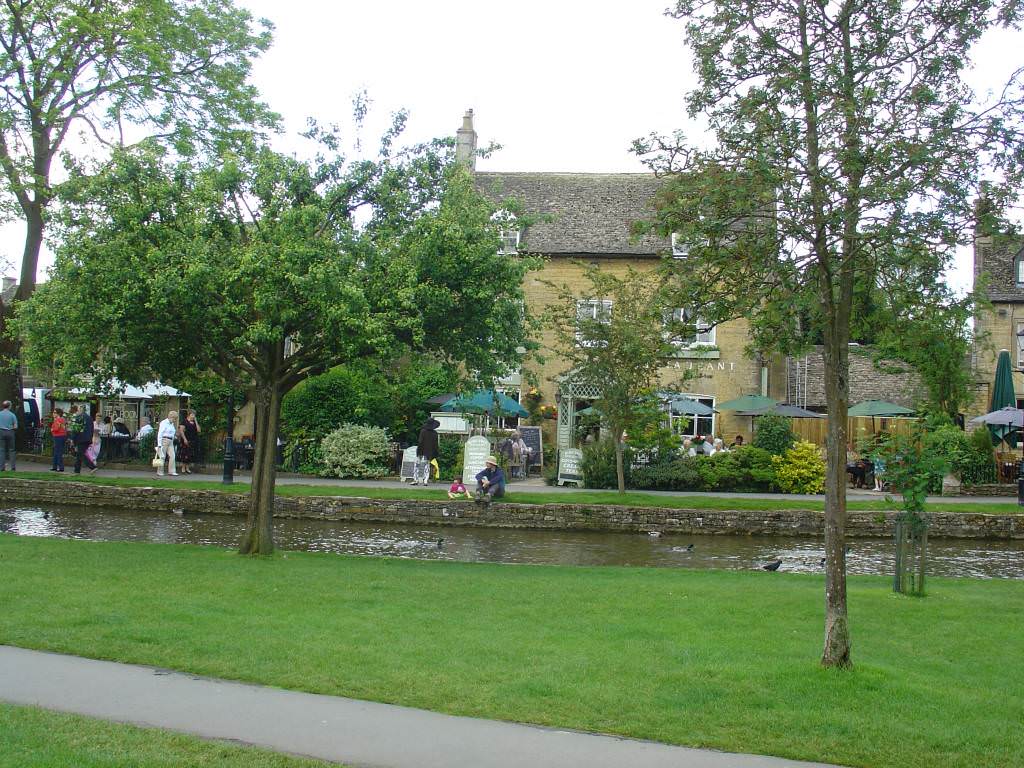 Bourton on the water