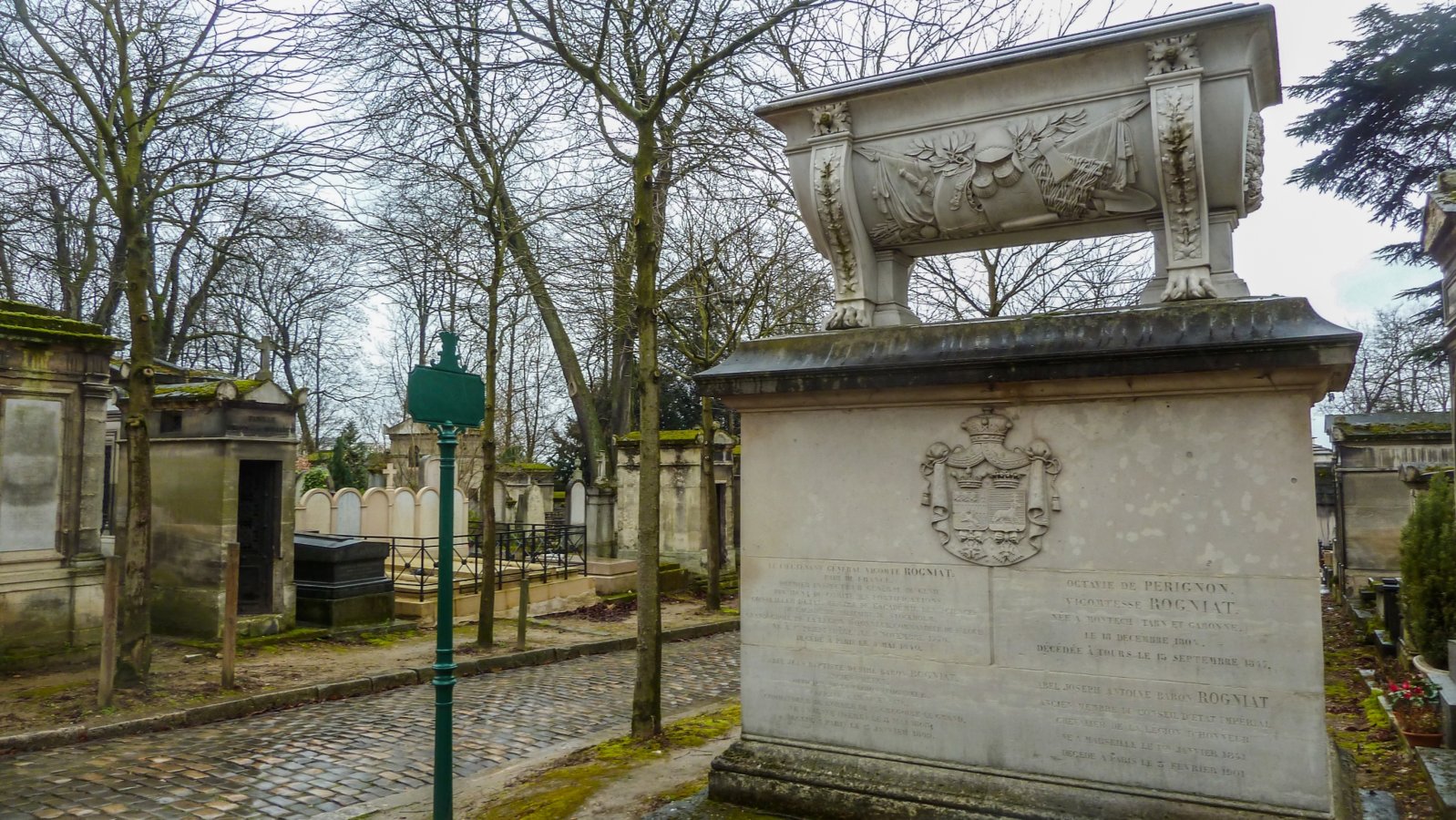 Cimetière du Père-Lachaise / Père Lahaise Cemetery