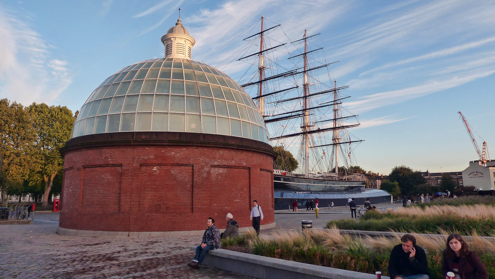 Cutty Sark & foot tunnel - Greenwich