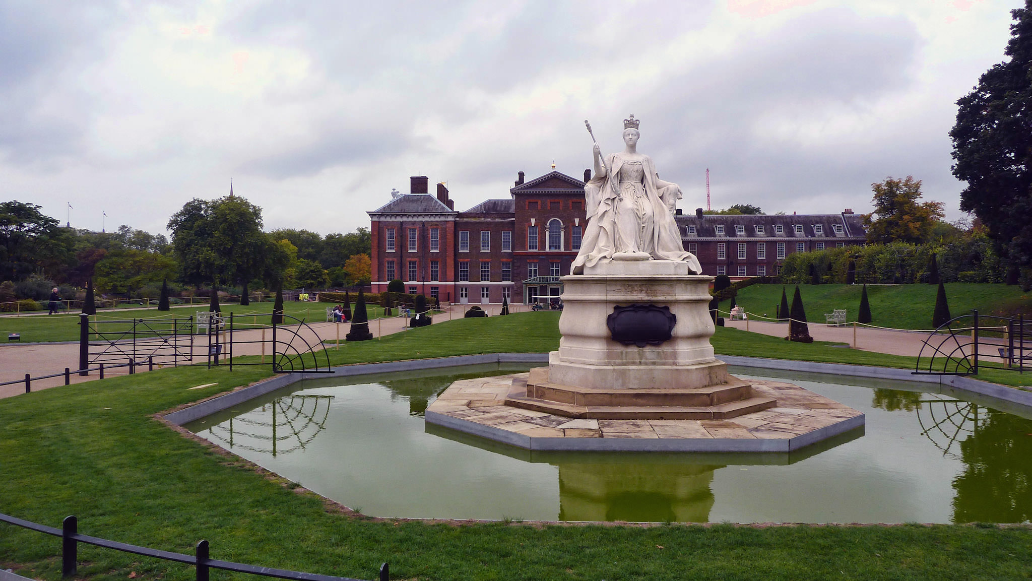 Kensington Gardens - Kensington Palace