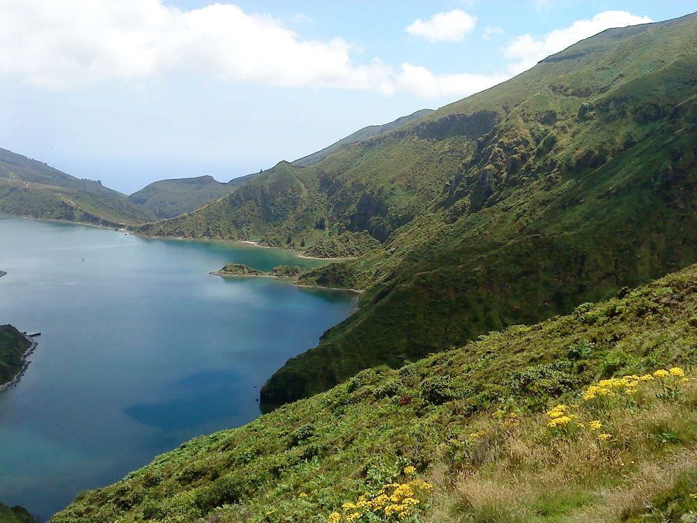 Lagoa Do Fogo 2