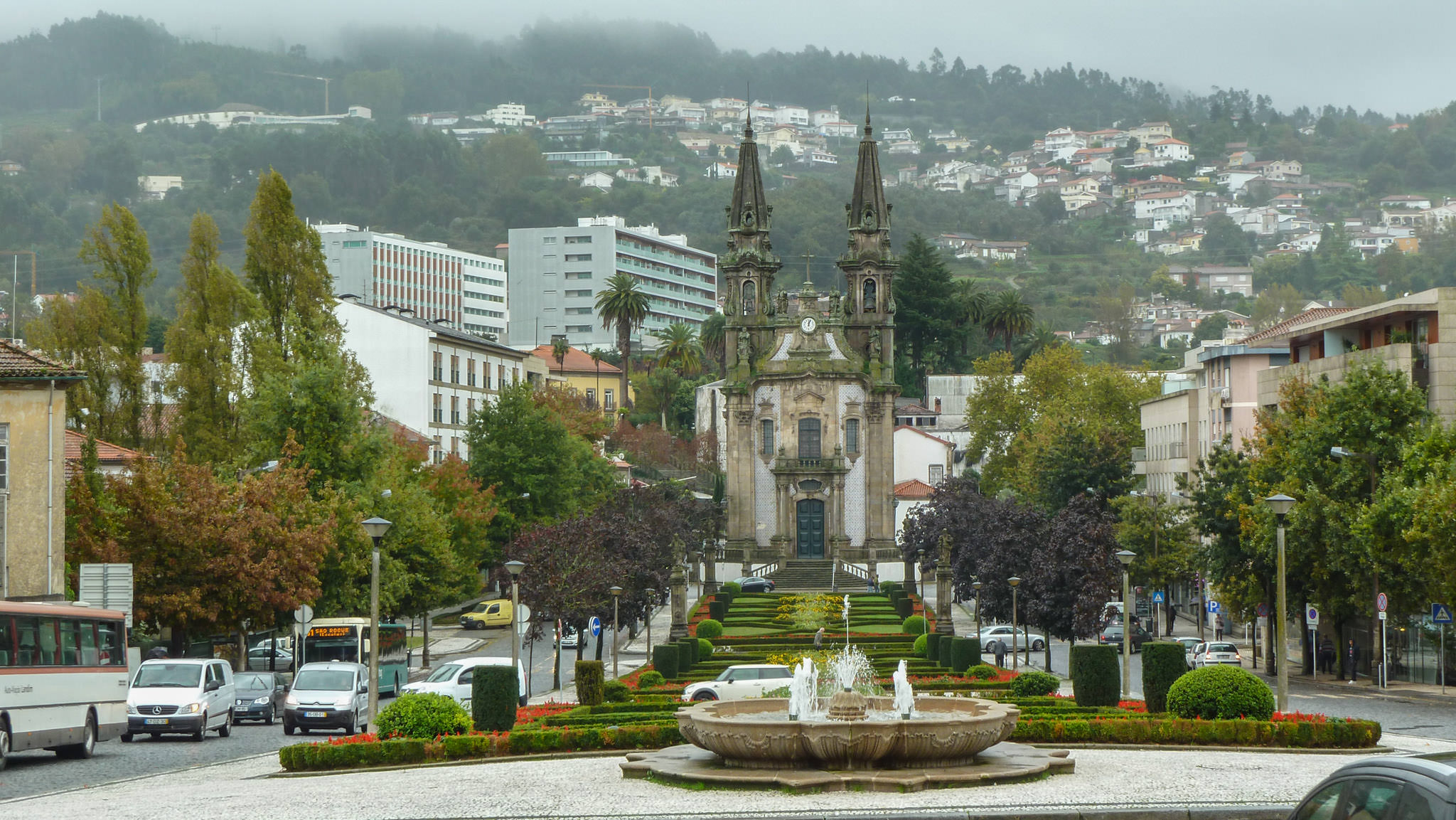 Largo da Republica do Brasil, Igreja de Nossa Senhora da Consola