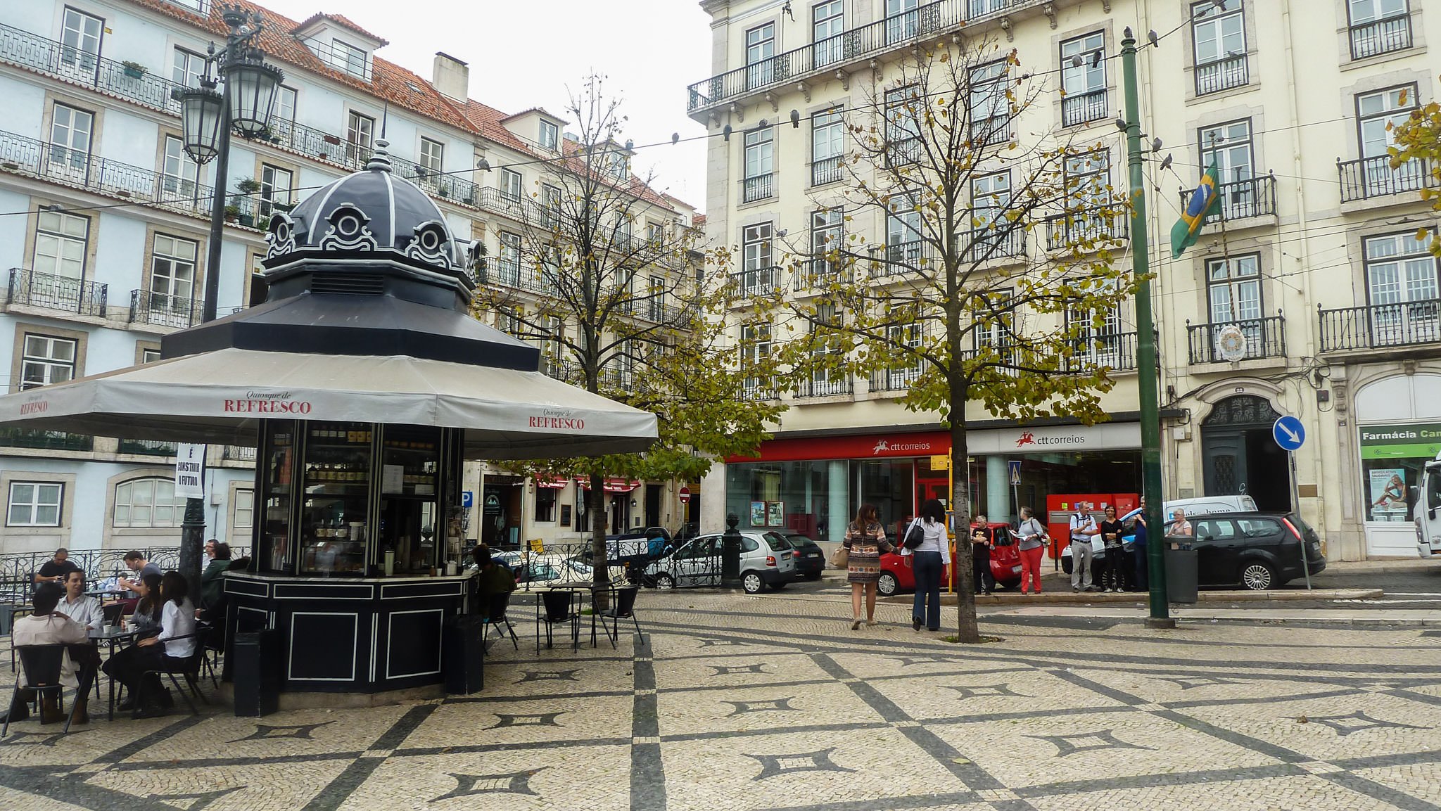 Largo de Camões