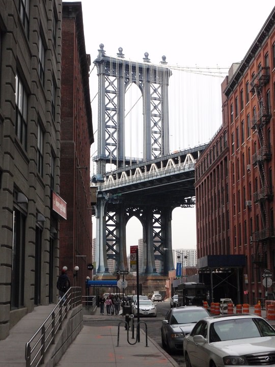 Manhattan bridge, άποψη από δρομάκι του Brooklyn