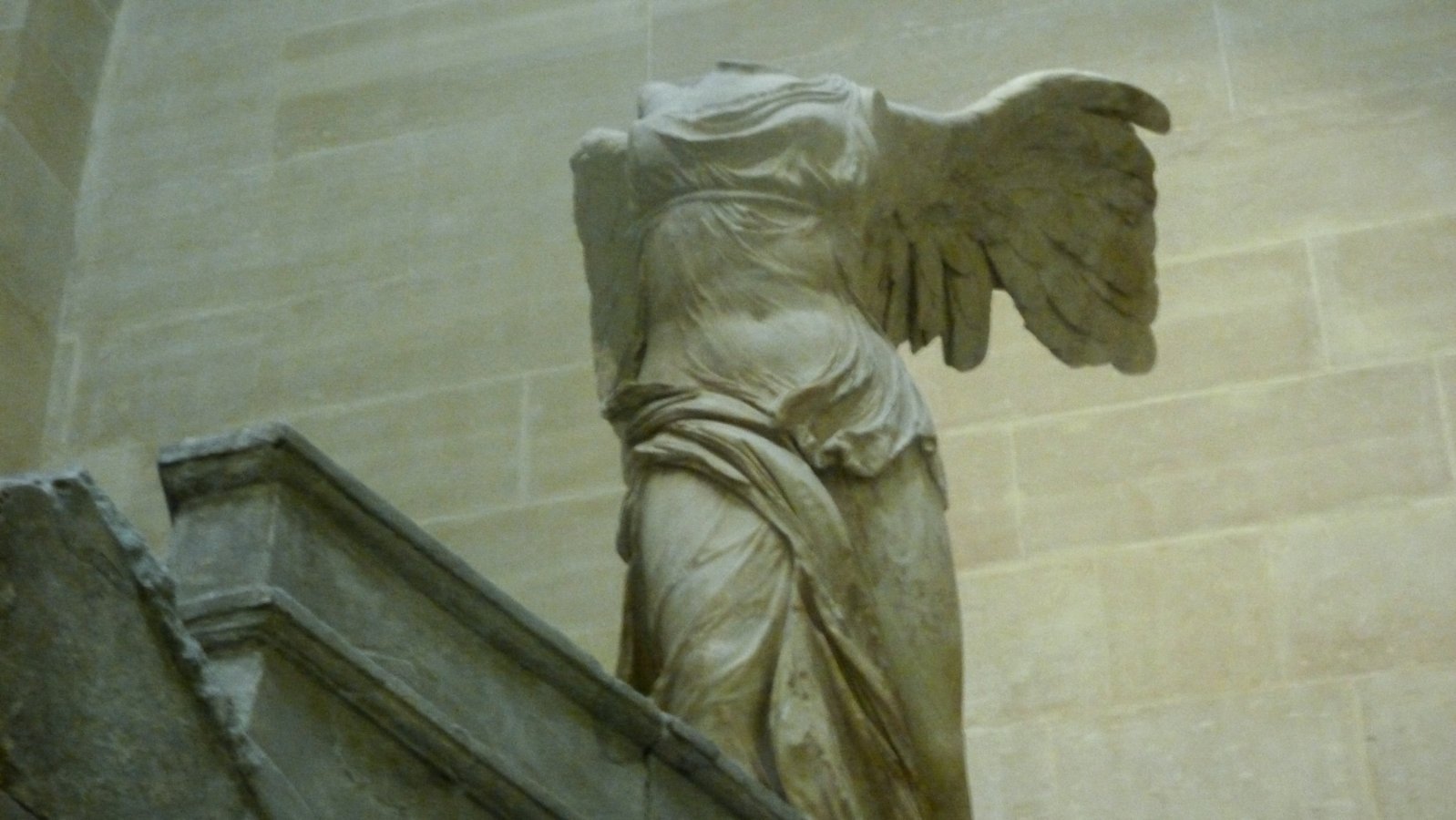 Musée du Louvre - Nike of Samothrace