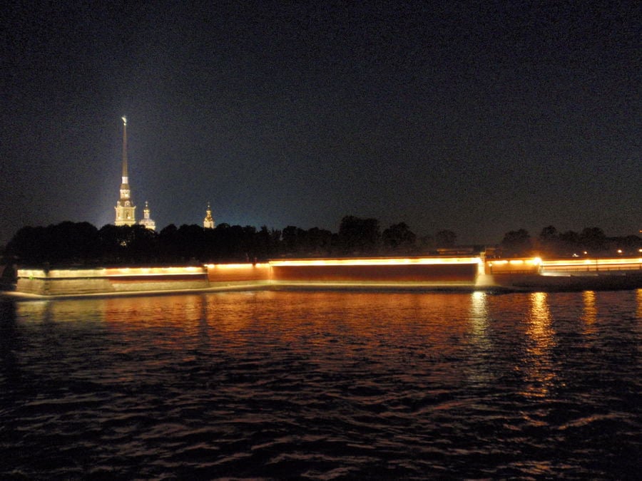 PETER&PAUL FORTRESS BY NIGHT1