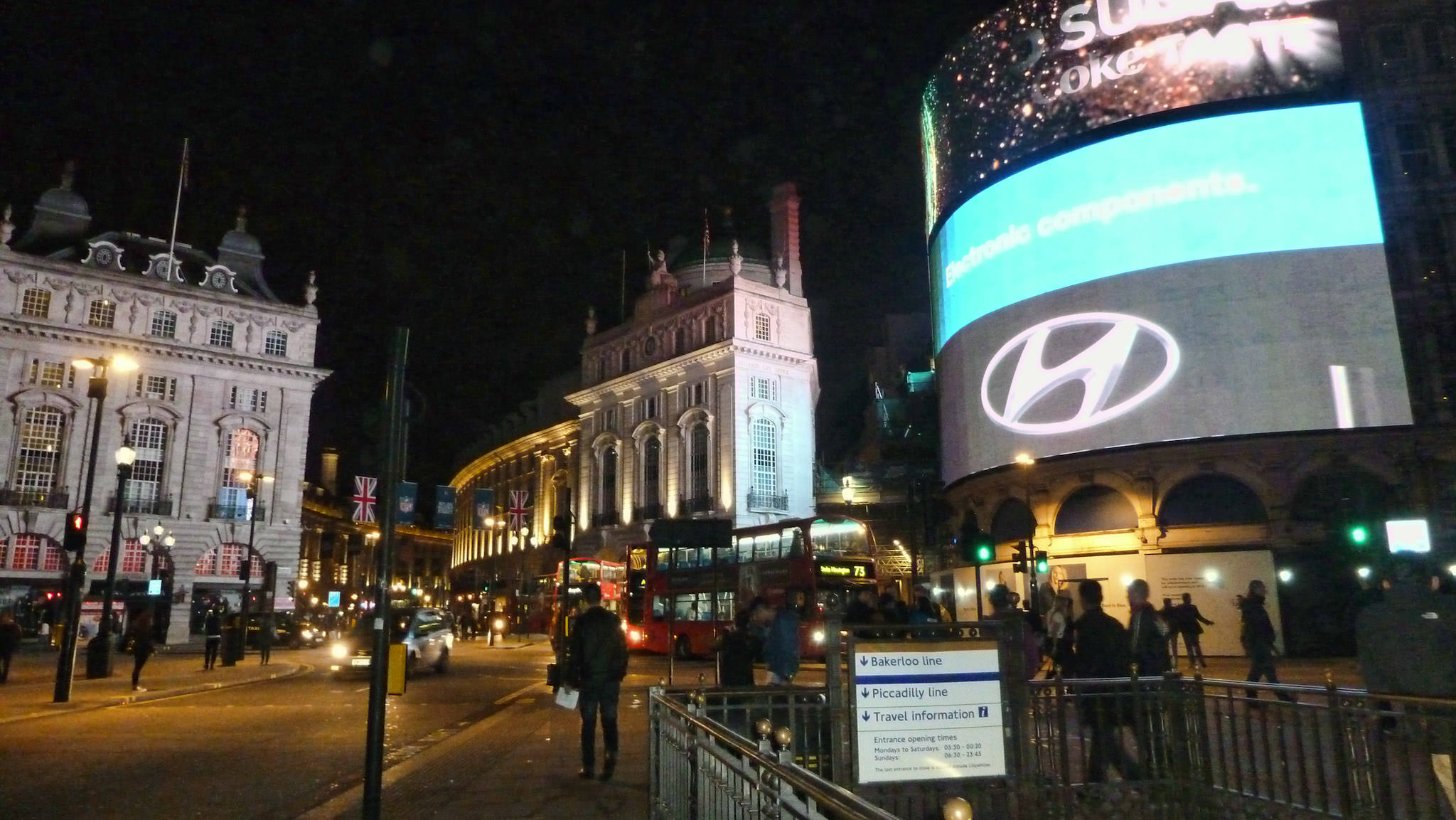 Piccadilly Circus